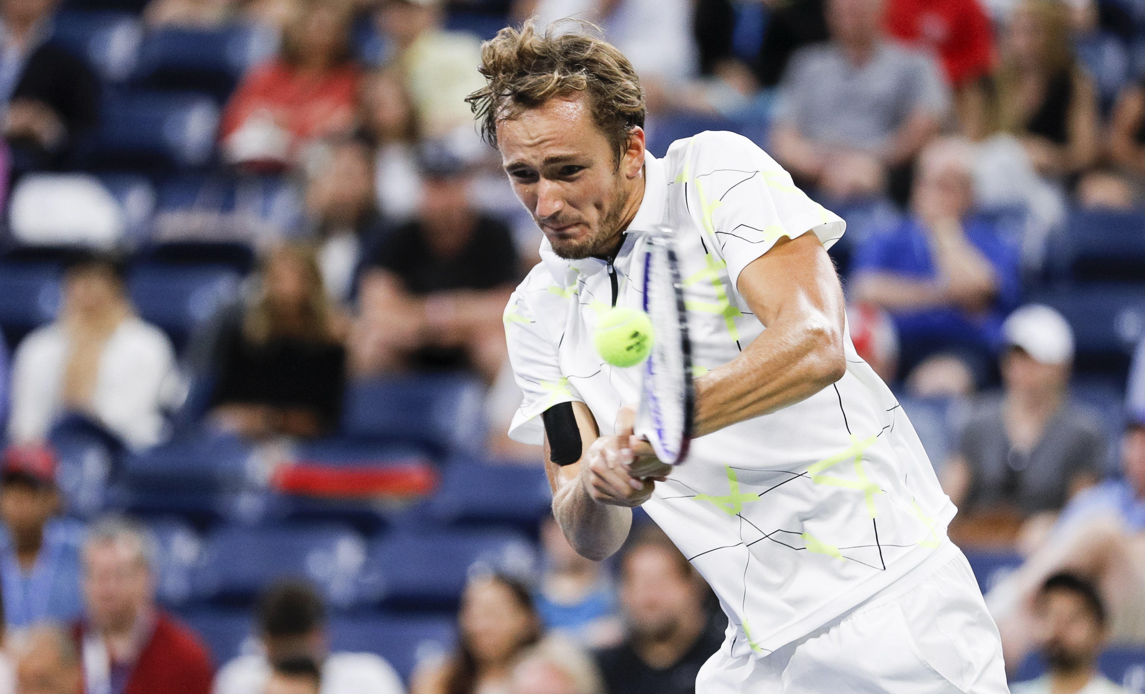 美网轻取法网，梅德韦杰夫统治全场