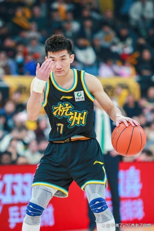 辽宁队绝杀山西队，孙铭徽点燃赛场