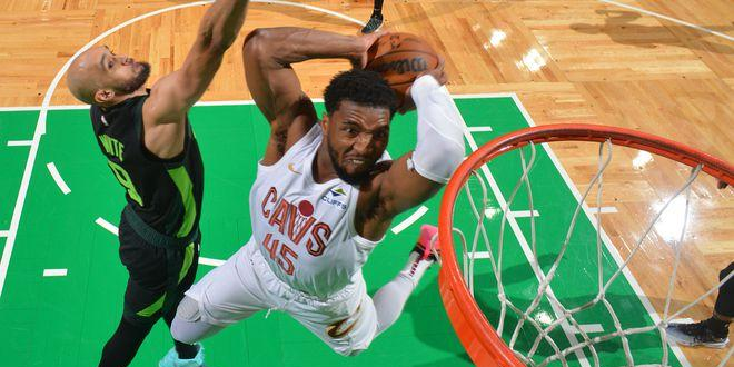 新疆队横扫公牛,塔图姆状态火热 新疆队横扫公牛,塔图姆状态火热