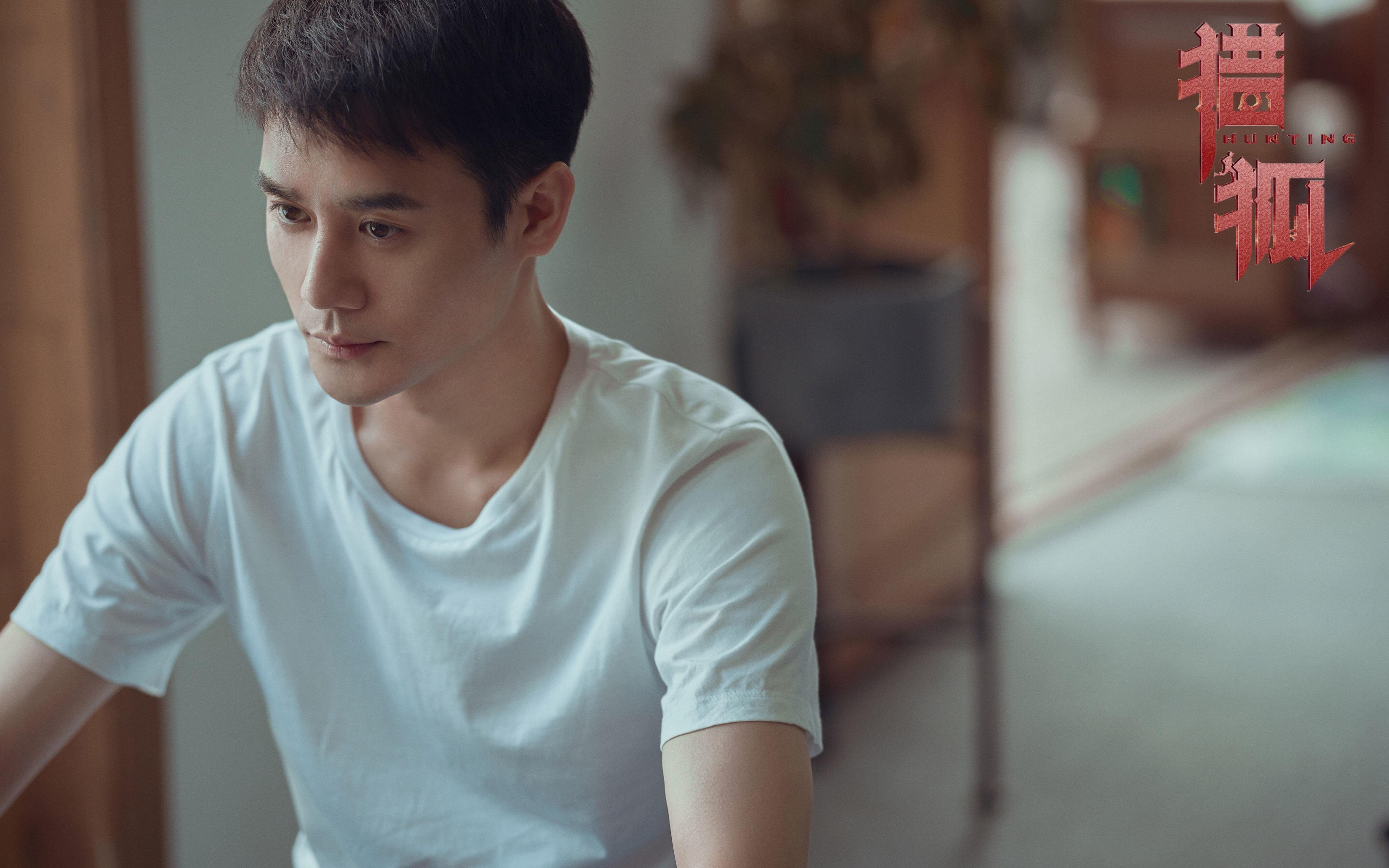 这是一篇为您定制的文章,融合了历史重演的戏剧性、关键人物的决定性作用以及战术层面的描写